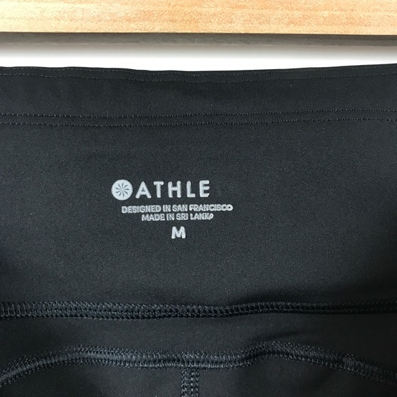 Athleta Velocity Stash Pocket Tight in Black Size Medium - Picture 9 of 12